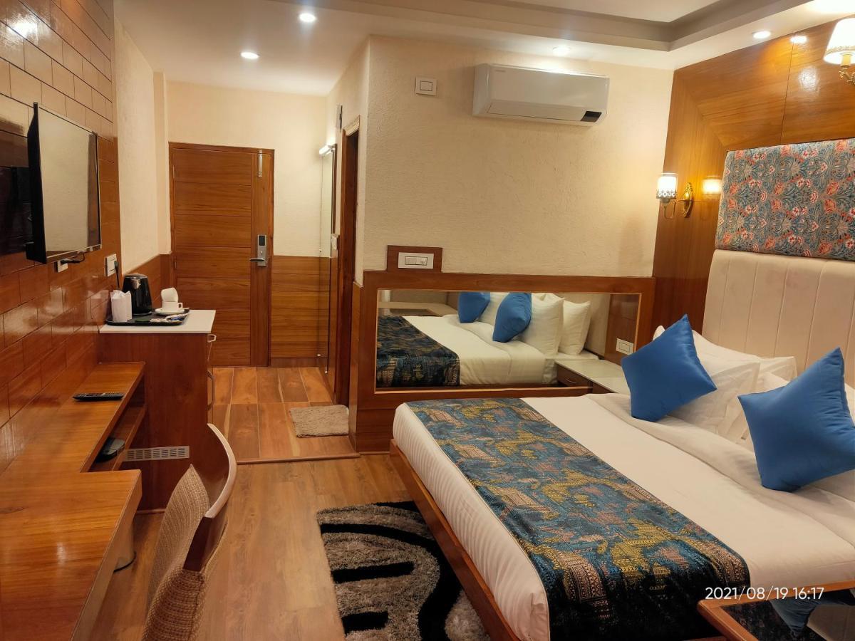 Suryansh Regency Manali Centrally Heated Air Cooled With Private Balconies Manali (Himachal Pradesh) Exterior photo